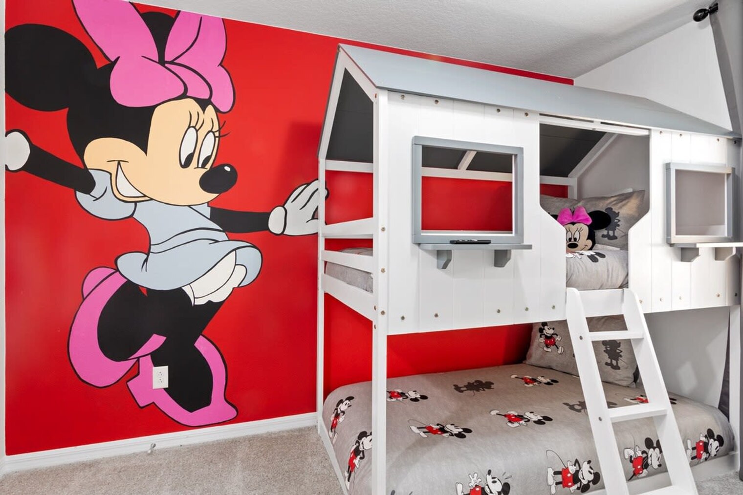 Building Photo - 1828 Tropical Palms Cir