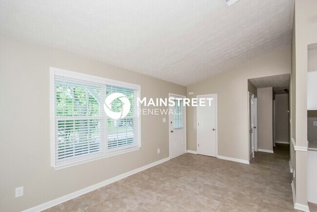Building Photo - 3 Bedroom Pet-Friendly Home in Norcross, GA with Main Street Renewal