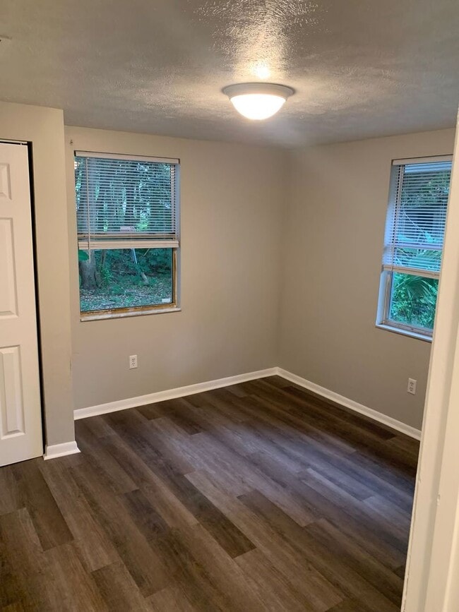 Building Photo - Remodeled 2 bedroom 1 bath in Ocala