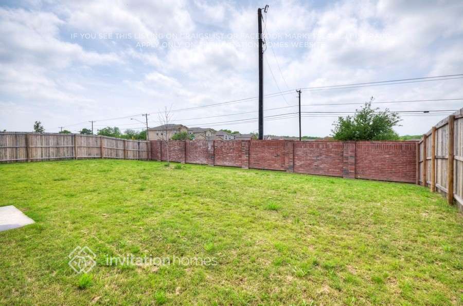 Building Photo - 15614 Gatsby Ln