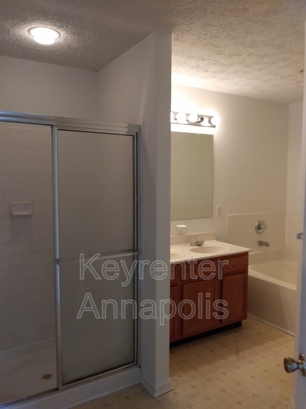 Building Photo - 40 Ironstone Ct