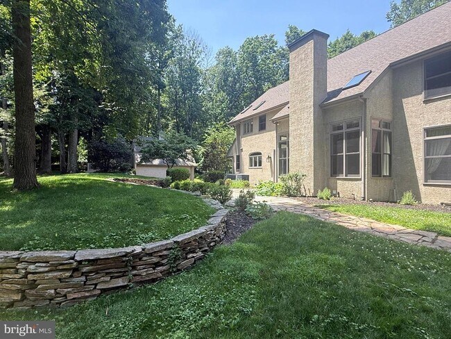 Building Photo - 1714 Hickory Hill Rd