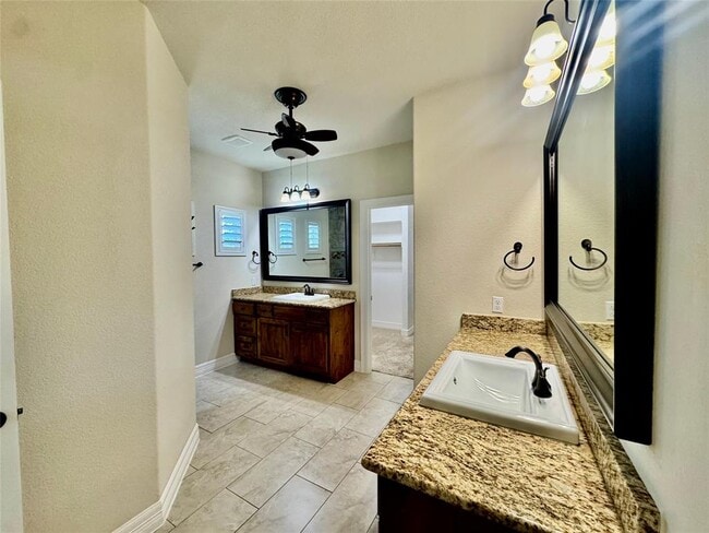 Building Photo - 217 San Gabriel Hideaway Cv