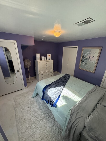 Building Photo - 17781 E 13 Mile Rd