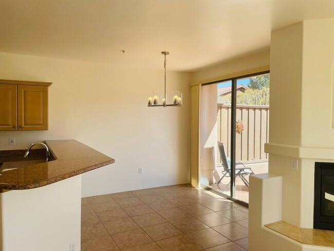 Building Photo - 520 Jordan Rd