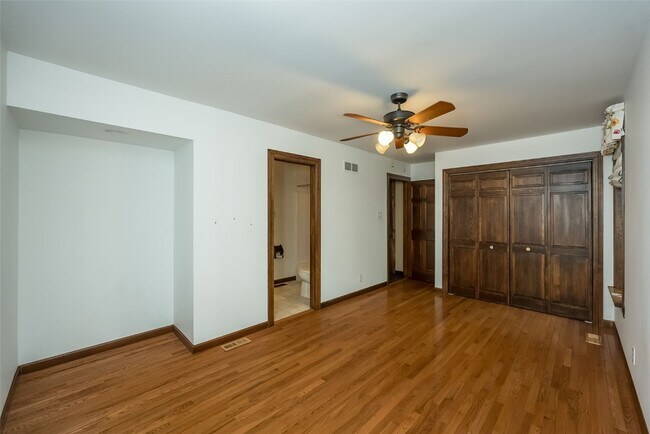 Building Photo - 2731 Christy Ave