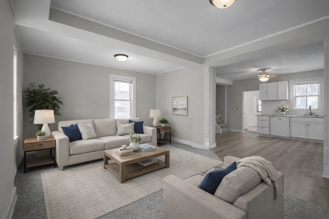 Building Photo - 509 W Baker St