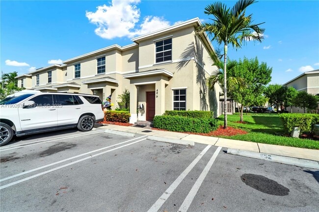 Building Photo - 496 NE 4th Terrace