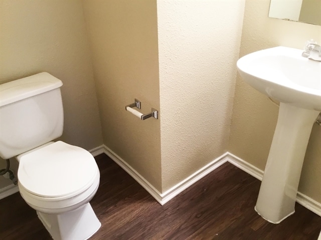 Building Photo - 25018 Longbranch Run