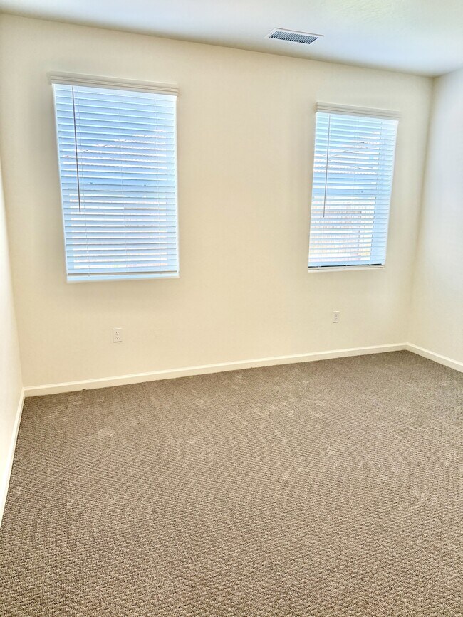 Building Photo - 1473 Concord Way
