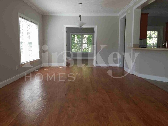 Building Photo - 1911 Chestnut Oak Ln