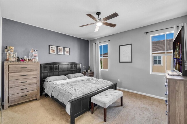 Building Photo - 1429 SE 23rd Terrace