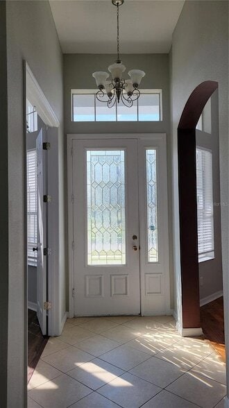 Building Photo - 421 Holly Fern Trl