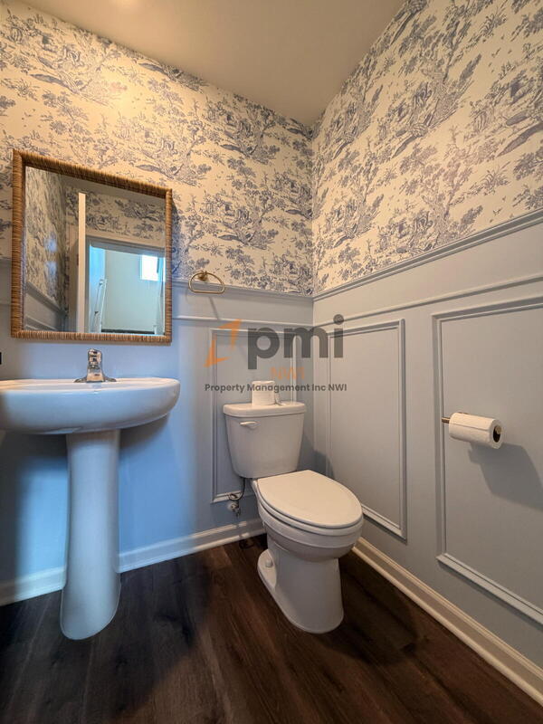 Building Photo - 8726 Orchid Dr