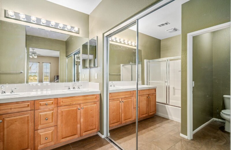 Building Photo - 17945 Lost Canyon Rd