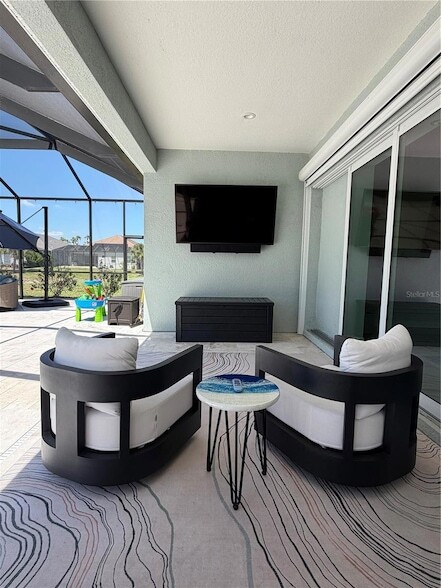 Building Photo - 18817 Valleta Ave