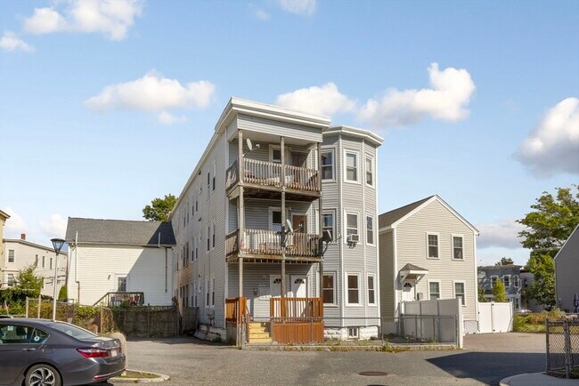Building Photo - 235 Webster Ave