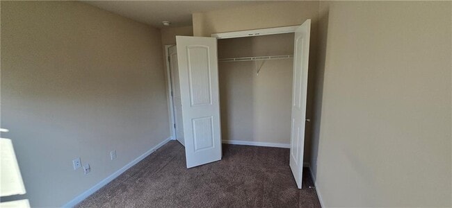 Building Photo - 5831 Taka Ln