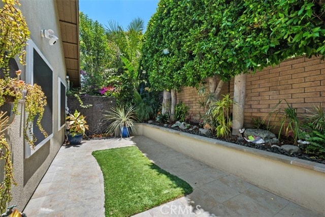 Building Photo - 16 Banyan Tree Ln