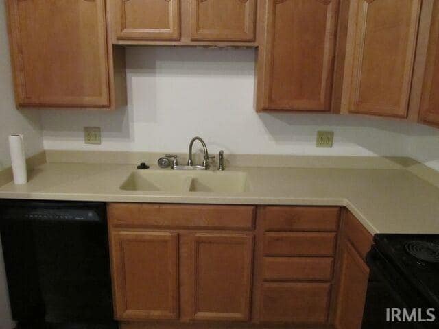 Building Photo - 107 N College Ave