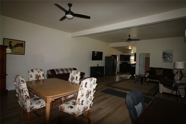 Building Photo - 6850 US-41