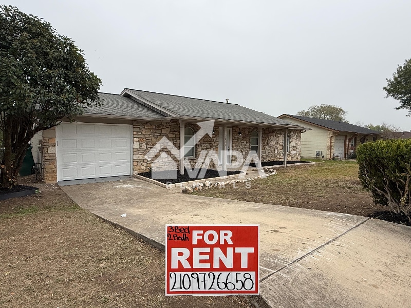 Building Photo - 7817 Leafy Hollow