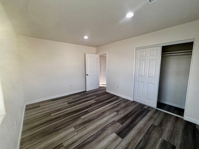 Building Photo - Newly Constructed 3 bed 3 bath ADU Located in City Heights