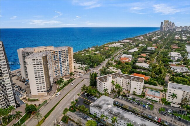 Building Photo - 3180 S Ocean Dr