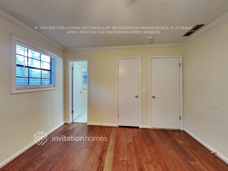 Building Photo - 3973 Irvindale Rd NW