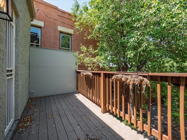 Building Photo - 2753 Champa St