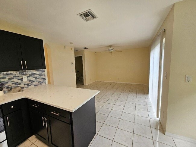 Building Photo - 6831 Big Pine Key St
