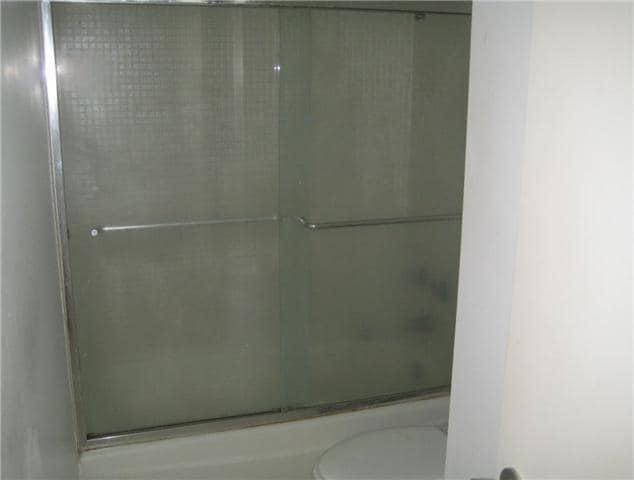 Building Photo - 2016 Main St