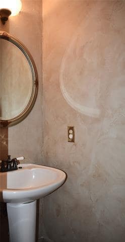 Building Photo - 803 Switzer Ln