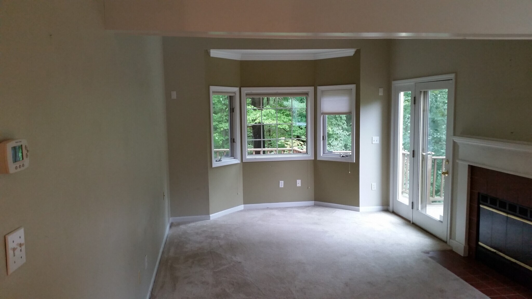 Building Photo - 8 Rosewood Ln