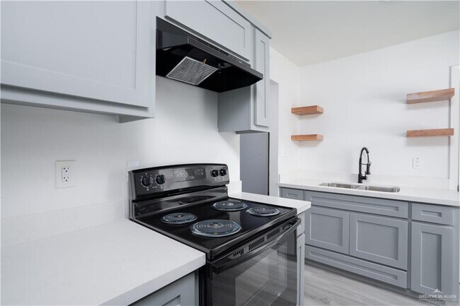 Building Photo - 23 Shasta Ave