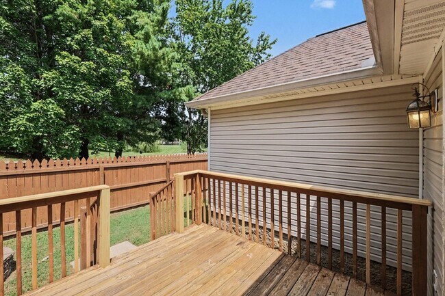 Building Photo - 1360 Harrington Dr