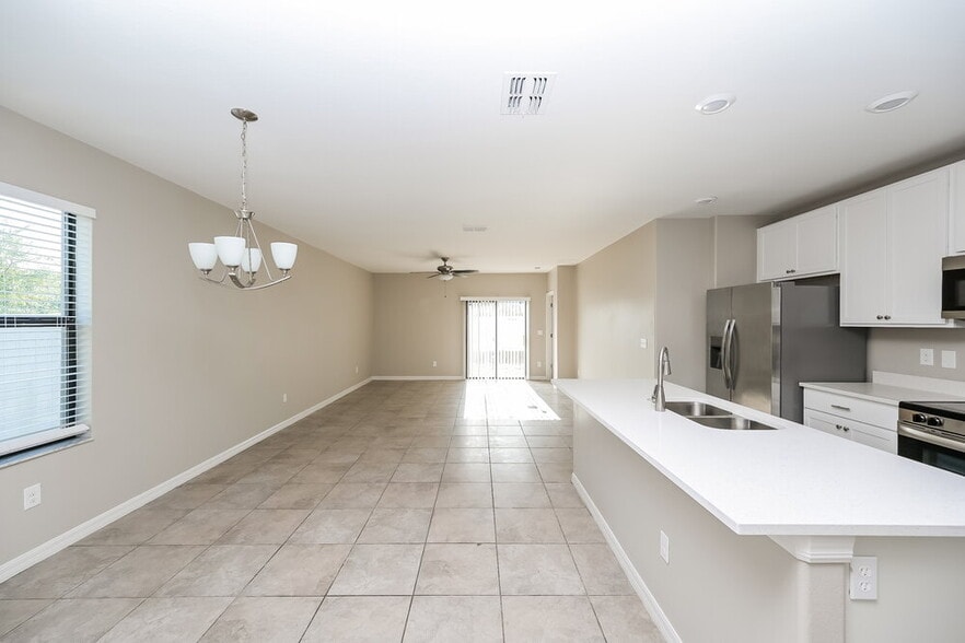 Building Photo - 14802 Diamond View Pl