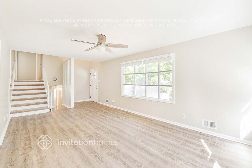 Building Photo - 3938 Somerdale Ln