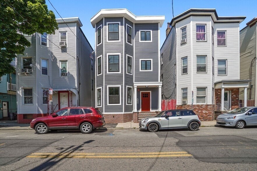 Building Photo - 238 Bremen St