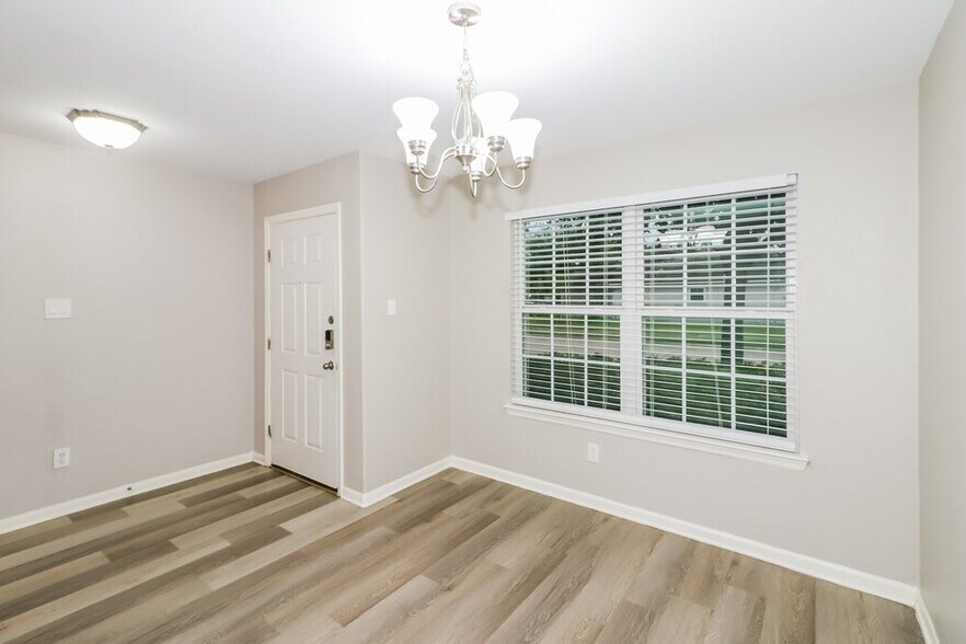 Building Photo - 8410 Tararin Ln