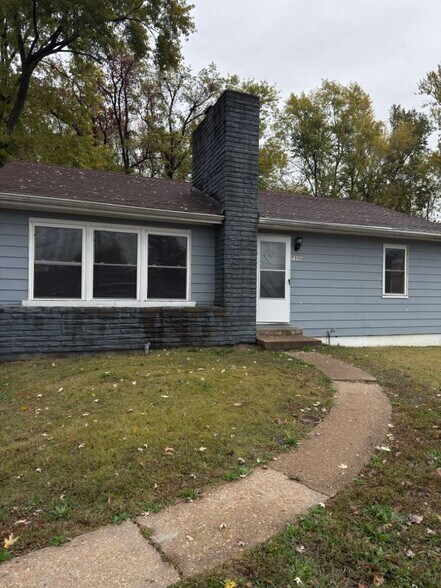 Primary Photo - 5998 Bermuda Dr