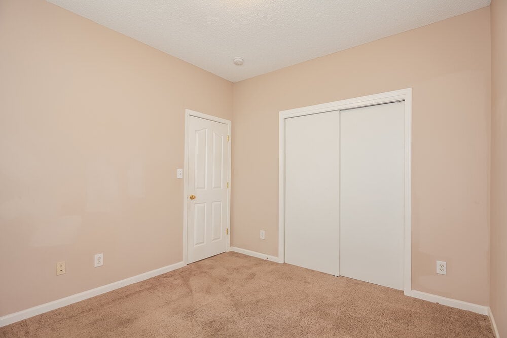 Building Photo - 12330 Summer Creek Ln