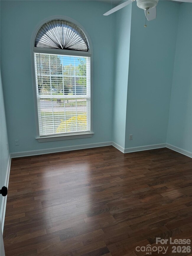 Building Photo - 8539 Albury Walk Ln