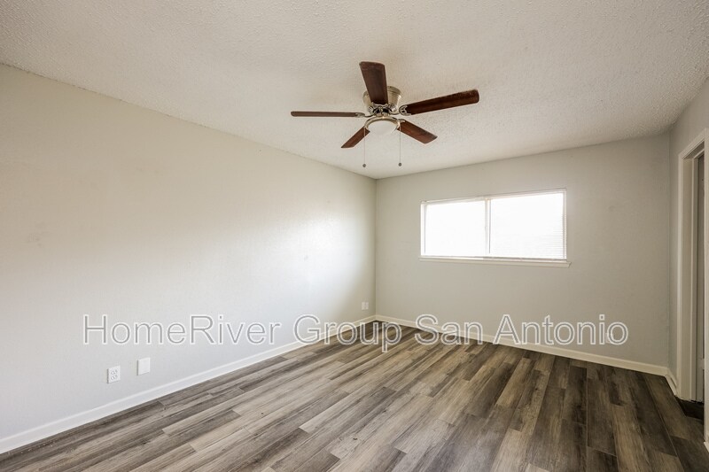 Building Photo - 714 Dana Dr