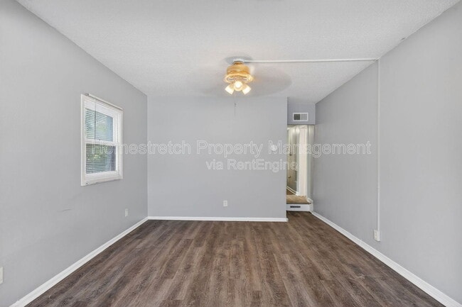 Building Photo - 5459 Hamilton Ave