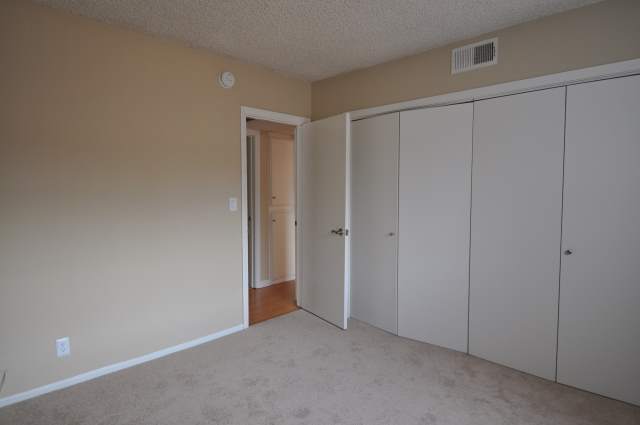 Building Photo - 5036 Coldwater Canyon Ave