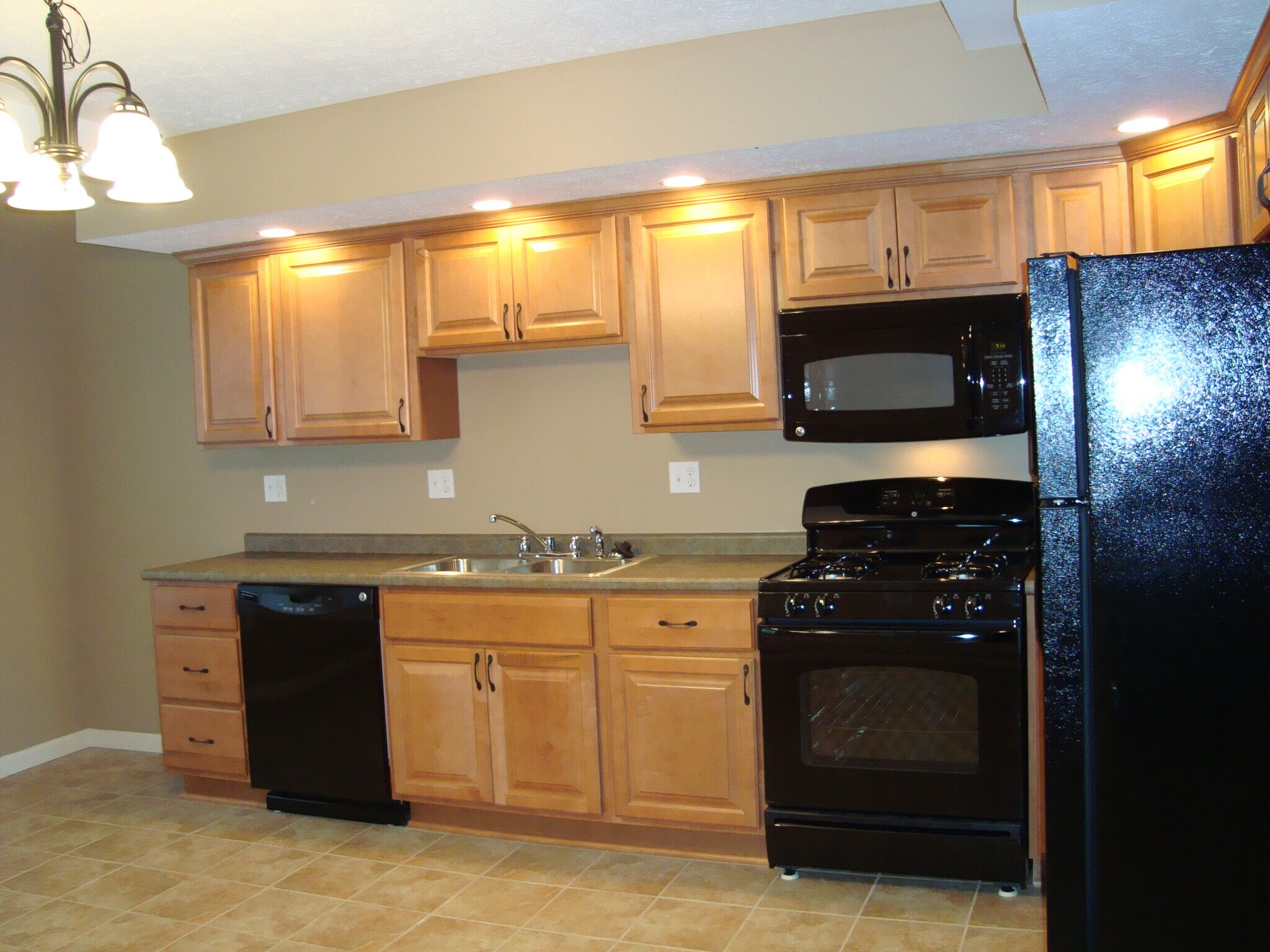 Building Photo - 35 Norton St