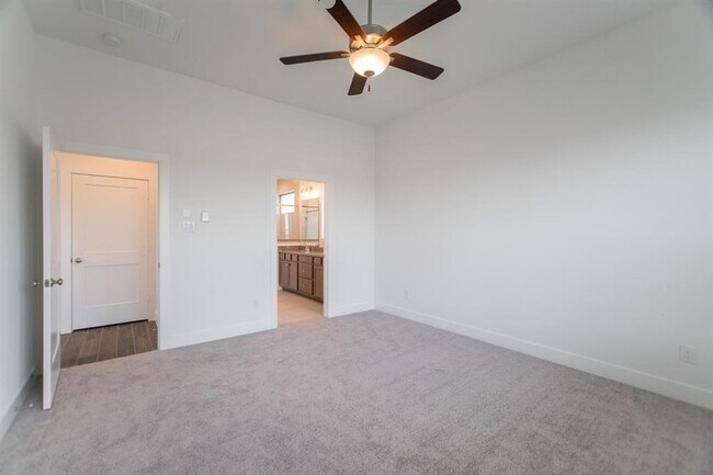 Building Photo - 17723 Tree of Heaven