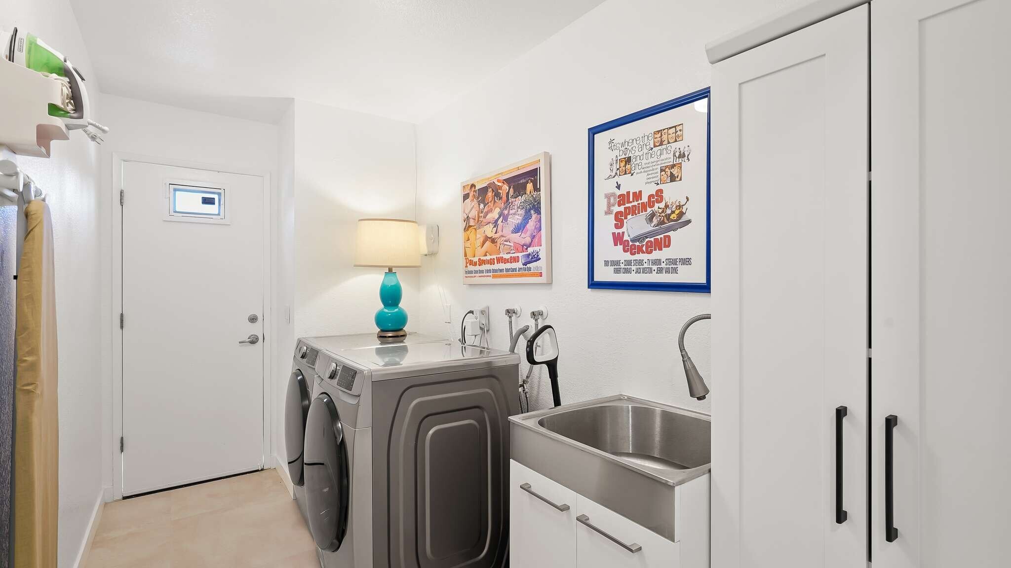 Building Photo - 2004 Nicola Rd E