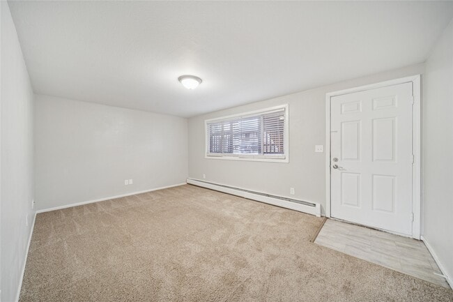 Building Photo - 12332 End St